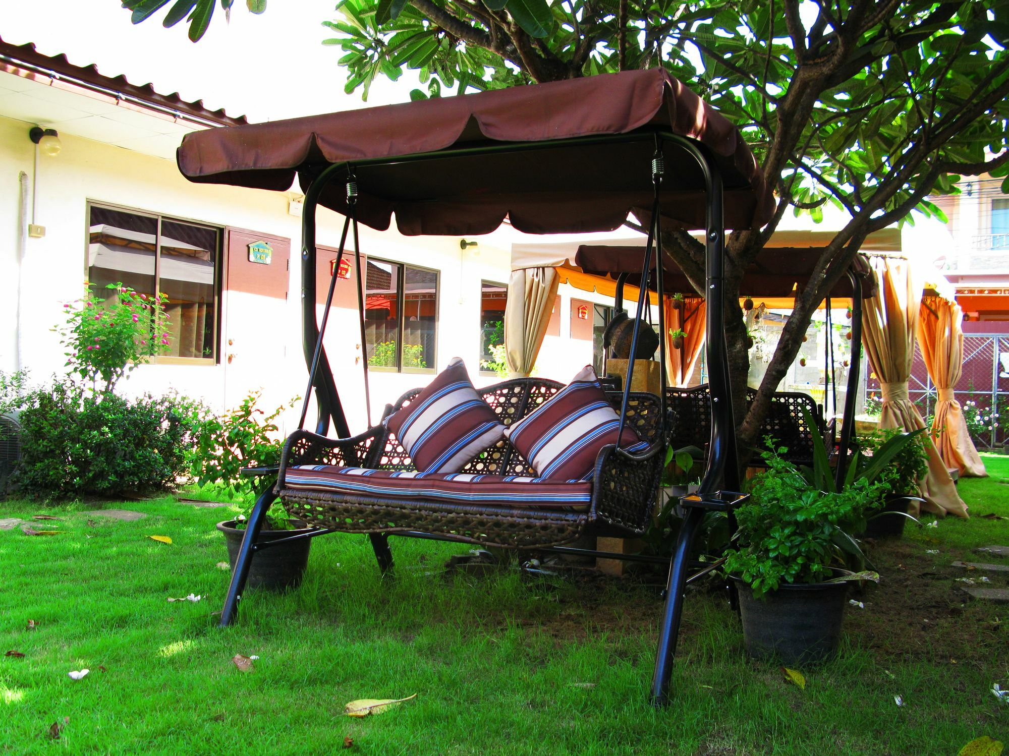 Cshouse Hotel เชียงใหม่ ภายนอก รูปภาพ