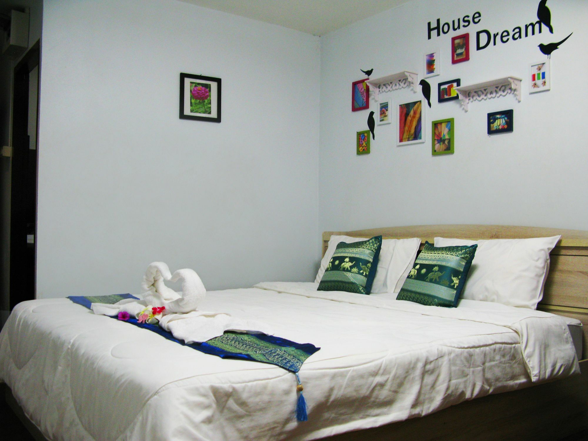 Cshouse Hotel เชียงใหม่ ภายนอก รูปภาพ
